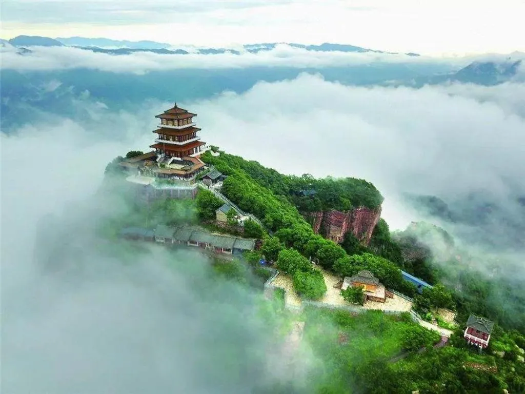 Green Tree Inn Henan Jiyuan Tiantan Road Xinyao Plaza 3*,  China